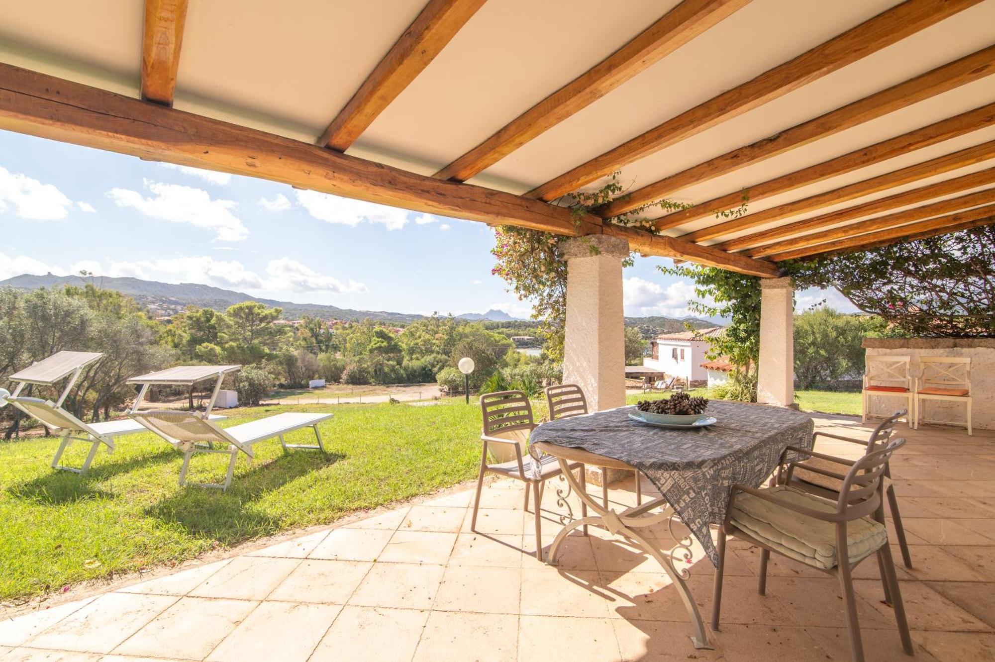 Susy House Villa Baja Sardinia Exterior photo